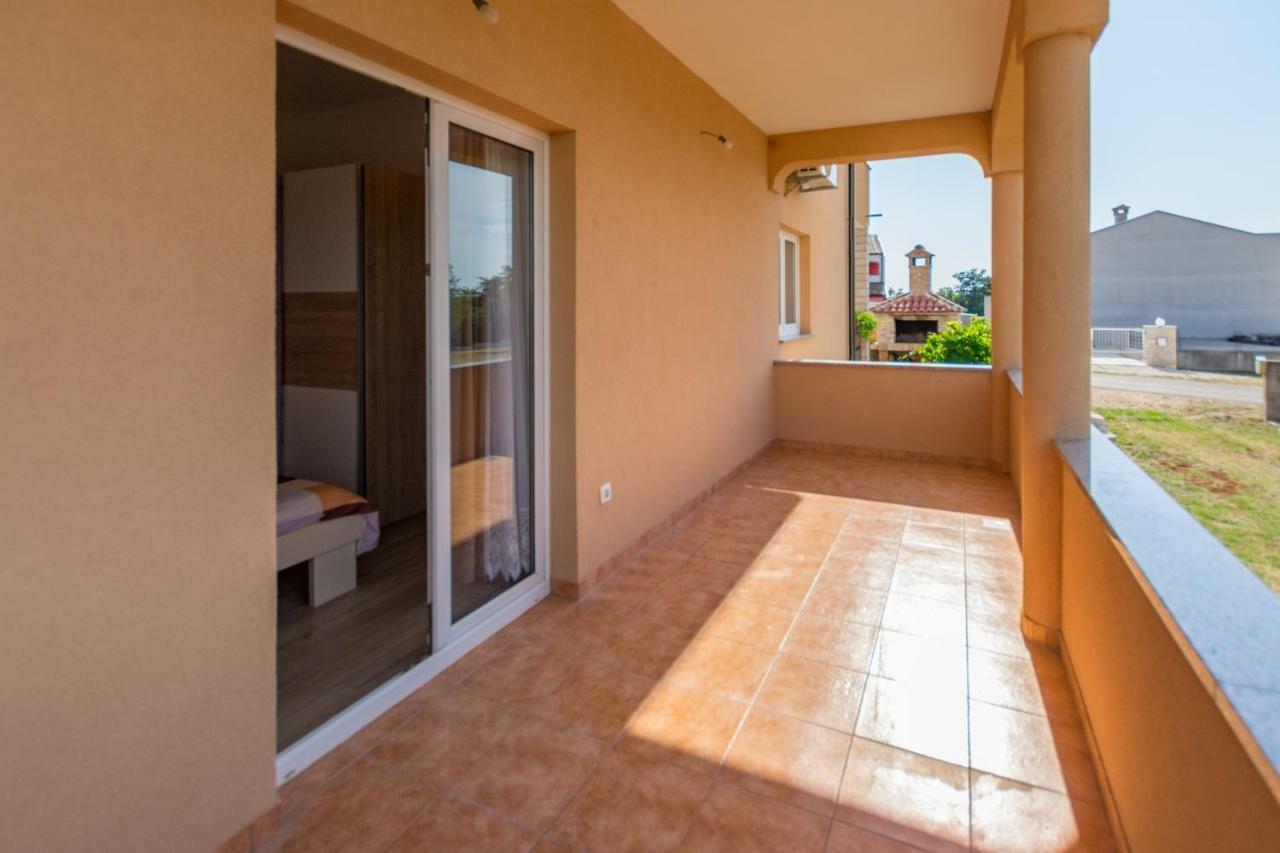 Apartment Lavanda 2 بوريتش المظهر الخارجي الصورة